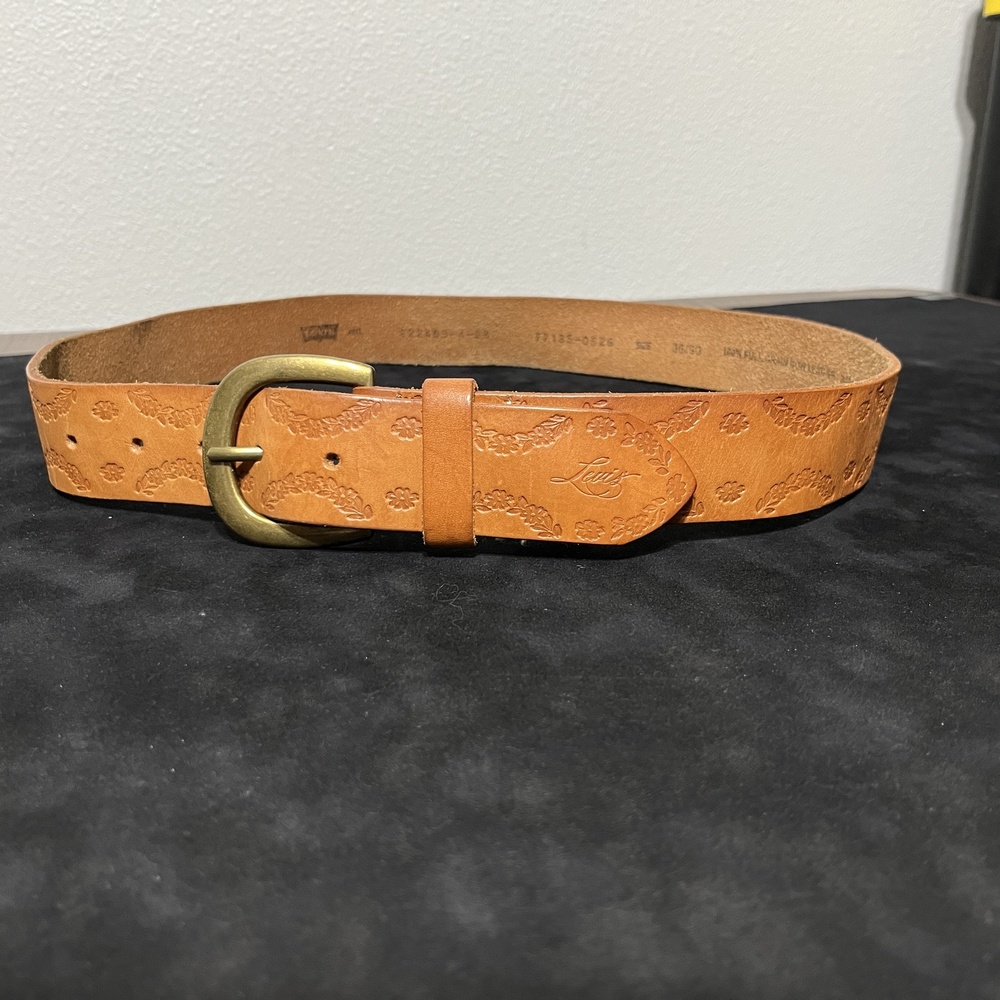 Vintage Levi's Belt Mens 36 Brown Leather Western Floral Embossed Brass Buckle